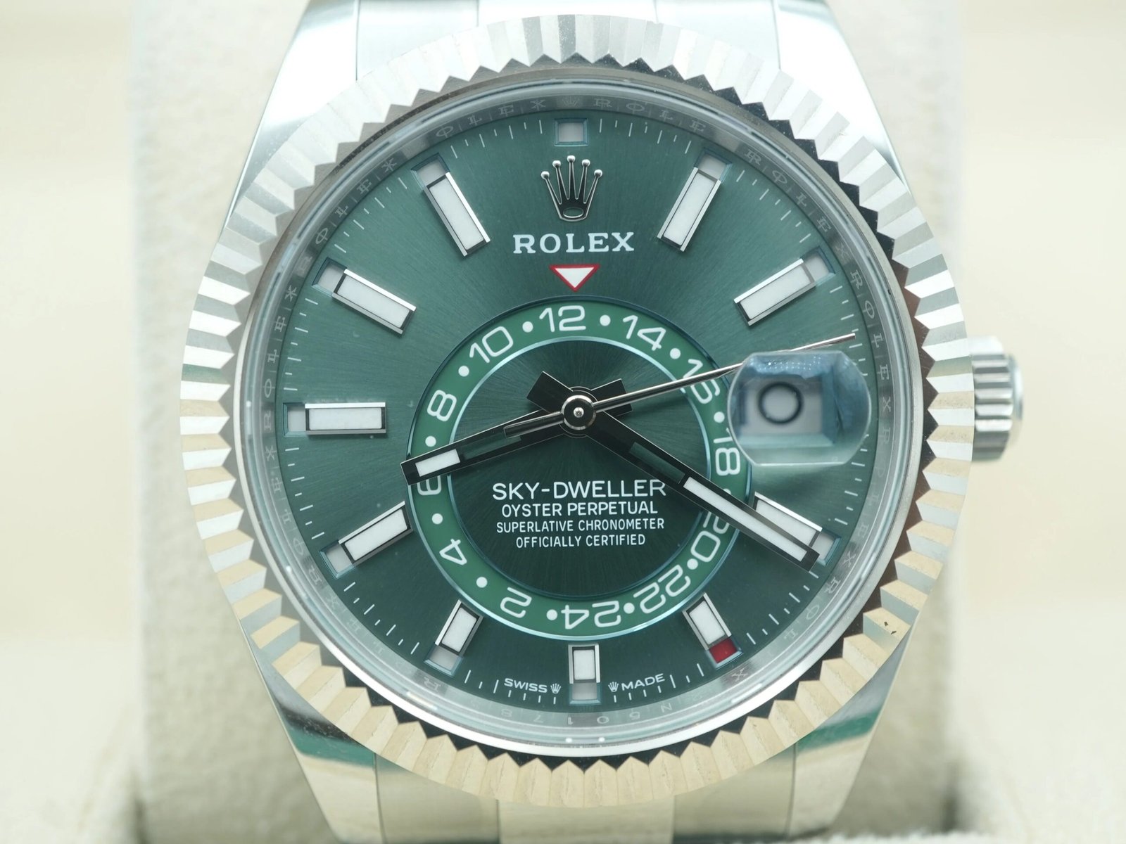 Rolex Sky-Dweller 42 mm / Gold Green Dial – Bild 7
