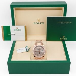 Rolex Day-Date 40 mm / Sundust – President